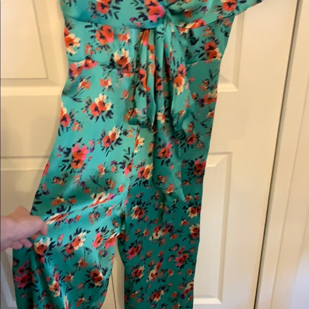 Formal pantsuit - Picture 3 of 3